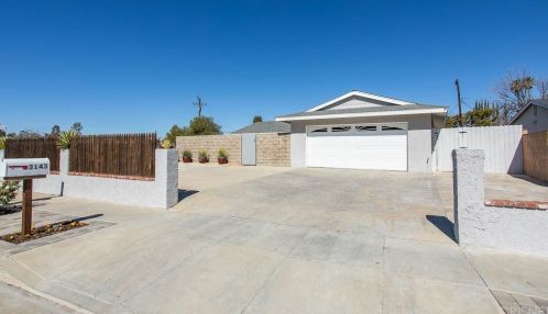 3143 Royal Ave, Simi Valley, CA 93065-3954