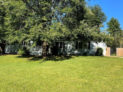 401 Waterfront Ct, Holly Springs, GA 30188-2730