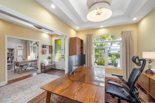 114 Kokololio Pl, Honolulu HI  96821-2562 exterior