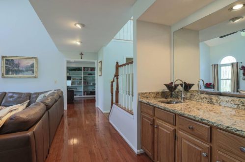 2359 Heather Hill Blvd, Cincinnati OH  45244-2666 exterior