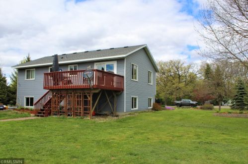 22087 Fairmount Rd, Saint Cloud, MN 56301-8767