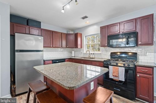 15043 Galapagos Pl, Woodbridge VA  22193-5843 exterior