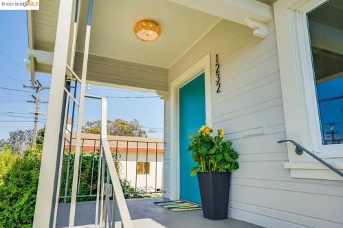 1232 Oregon St, Berkeley, CA 94702-2247