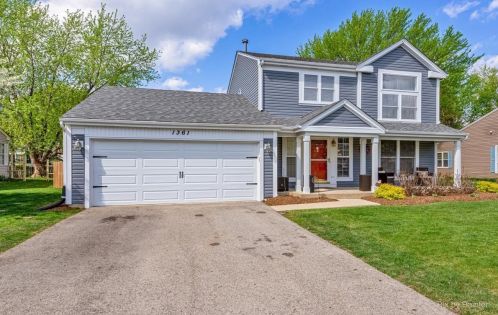 1361 Lilac Ln, Carol Stream, IL 60188-3371