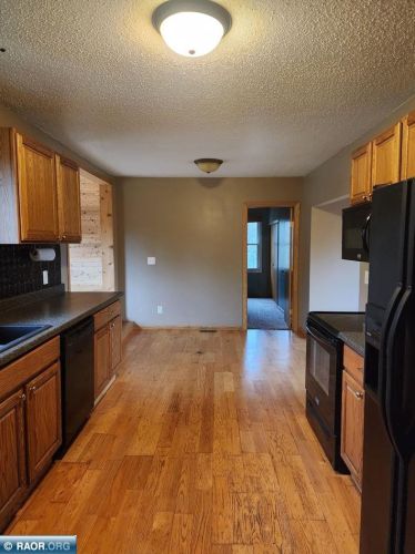 9266 Armstrong Rd, Cook, MN 55723-8054