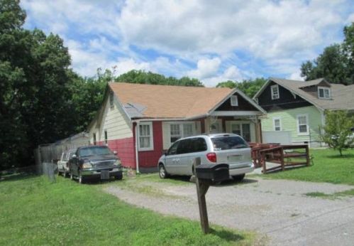 702 Idlewild Dr, Madison, TN 37115-4745