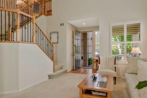2544 Ontario Dr, Tracy, CA 95304-5819