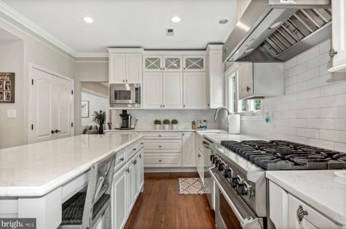 13105 Princeville Ct, Silver Spring MD 20904-3587 exterior