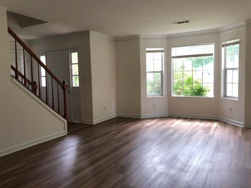 1596 Picadilly Ct, Conyers, GA 30013-5718