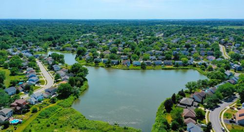 785 Burning Trl, Carol Stream IL  60188-9187 exterior