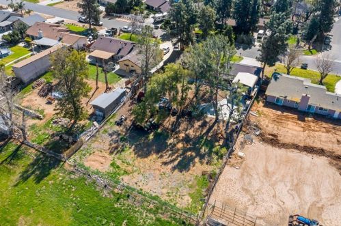 9447 Stirrup St, Riverside CA  92509-4960 exterior