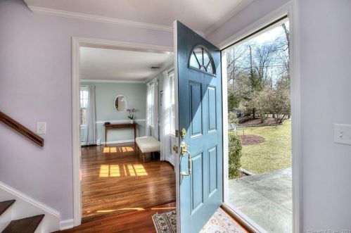 16 Arrowhead Rd, Wilton, CT 06897-4402