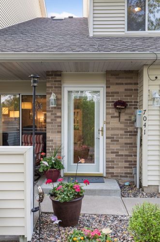 7041 48th St, Saint Paul MN  55128-2649 exterior