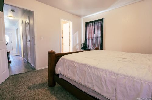 3721 Riverside Pkwy, Greeley CO  80620-2801 exterior