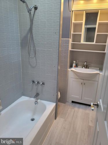 5534 American St, Philadelphia PA  19120-2827 exterior