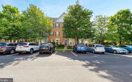 13529 Grouserun Ln, Bristow, VA 20136-1765