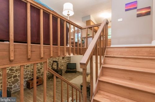 306 Tupelo Dr, Hedgesville, WV 25427-5001