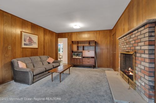 24 Brunswick Dr, Wall Township NJ  07731-1723 exterior