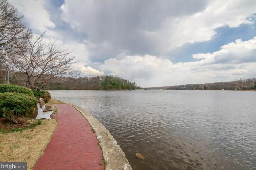 414 Ben Oaks Dr, Severna Park MD 21146-2207 exterior