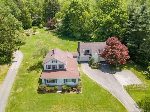 10 Old Marlborough Rd, East Hampton, CT 06424-1538