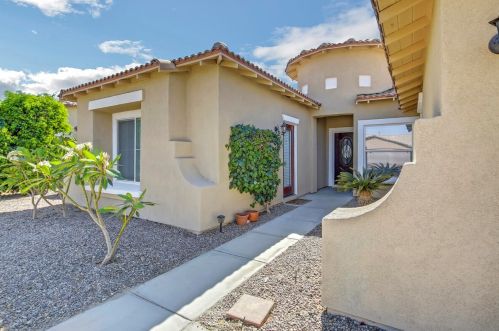 41271 Mackenzie Ln, Indio, CA 92203-3018