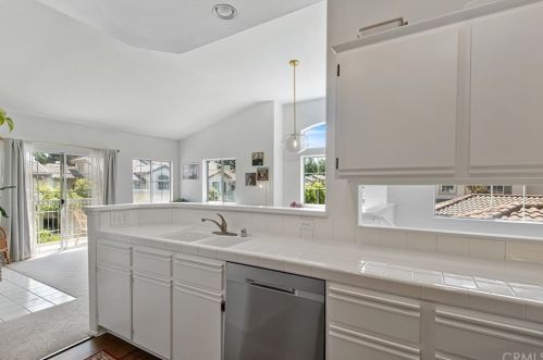 7908 Horizon Vw Dr, Anaheim CA  92808-1517 exterior