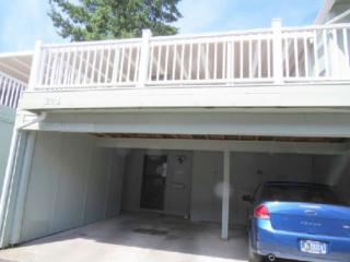 12813 Stark St, Portland, OR 97233-1540