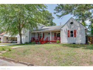 46 Foxgrape Rd, Portsmouth, VA 23701-2019