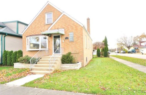 4256 Ozark Ave, Chicago, IL 60706-7214