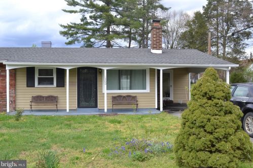 1300 E St, Woodbridge, VA 22191-1714