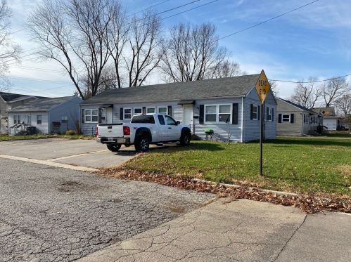 1415 Scott St, Ottawa, IL 61350-2417