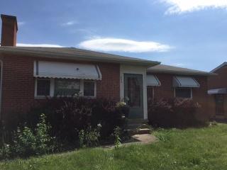 298 Topsfield Rd, Columbus OH  43228-1240 exterior