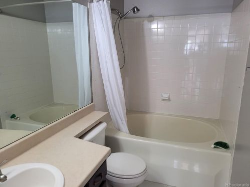 6711 Ivy Way, Englewood CO 80112-1059 exterior