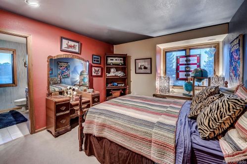 19285 Briarwood Dr, Aurora CO 80016-2132 exterior