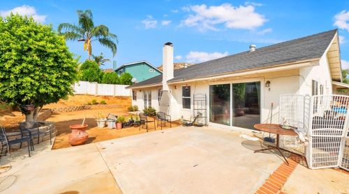 6560 Asa Way, Riverside CA  92509-7267 exterior