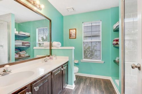 4072 Beaver Oaks Dr, Duluth GA  30096-5673 exterior