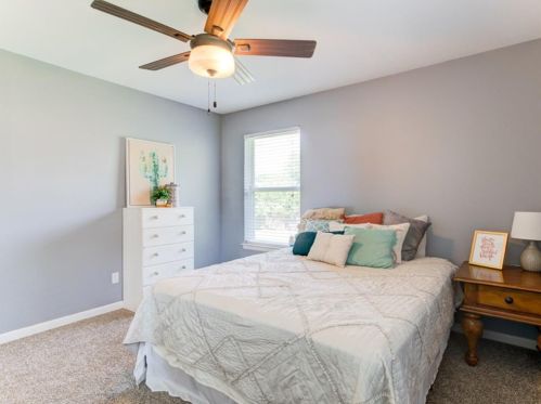 5621 Wedgworth Rd, Fort Worth TX  76133-2806 exterior