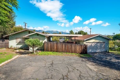 627 Kellogg Ave, Santa Barbara, CA 93111-1436