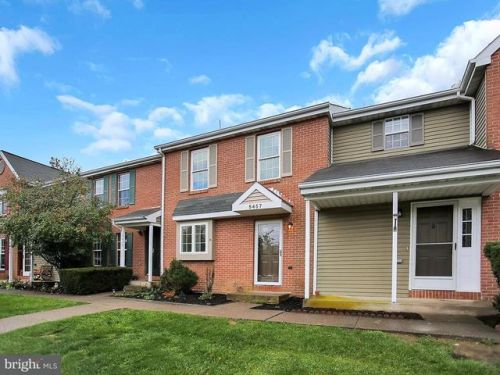 5457 Pond Rd, Harrisburg, PA 17111-3765