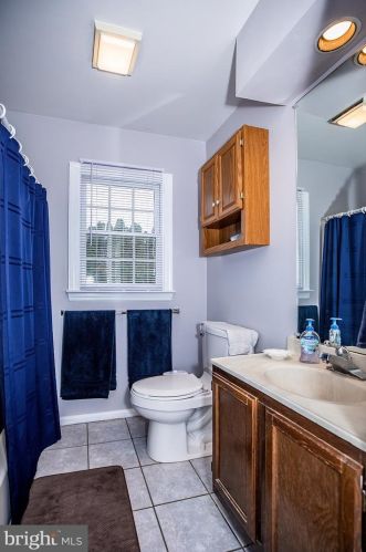 803 Jefferson Ct, Lancaster PA  17602-1241 exterior