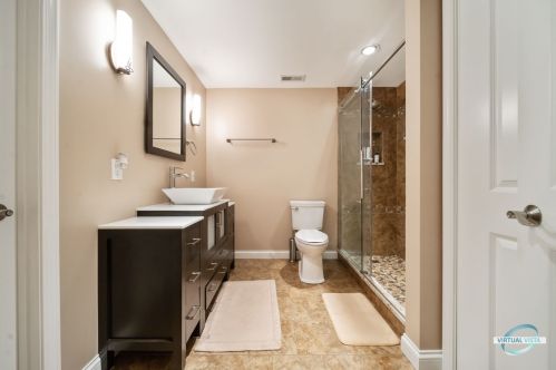 2247 Luther Lowell Ln, Sycamore IL  60178-8751 exterior