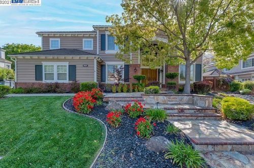 3039 Briggs Ct, Pleasanton, CA 94588-3142
