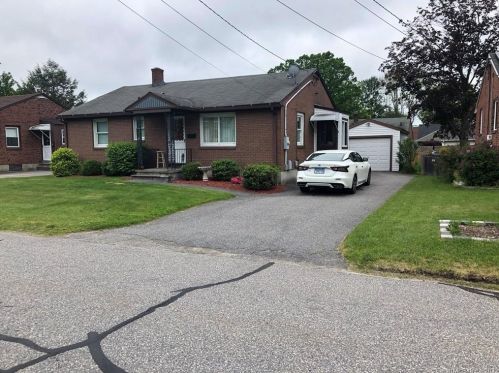 116 Dartmouth St, Torrington, CT 06790-3822