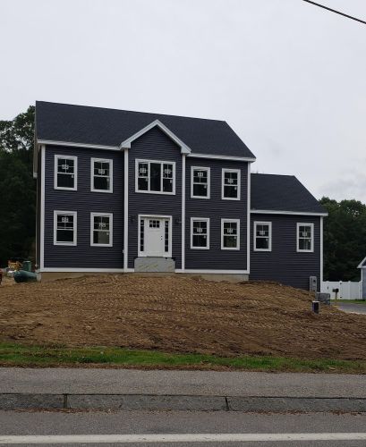 205 6th St, Dover, NH 03820-2301