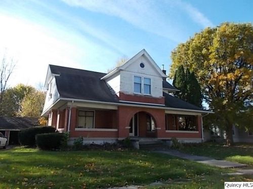 324 Cherry St, Fountain Green, IL 62321-1309