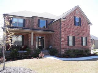 3147 Trinity Grove Dr, Dacula, GA 30019-1062