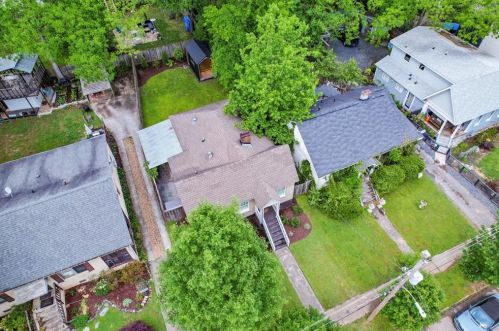 1102 Hawthorne St, Atlanta GA  30307-2609 exterior