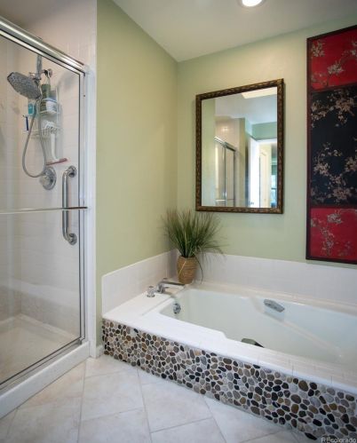 6193 Briarwood Cir, Englewood CO 80112-1035 exterior