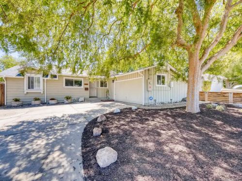 1133 Hardin Dr, El Cajon, CA 92020-7210