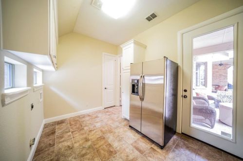 7000 Mossycup Ln, Fort Worth TX  76182-3674 exterior